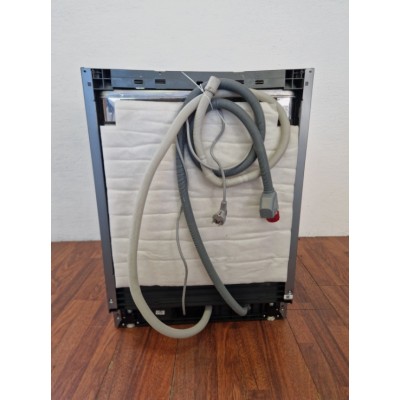 Lavastoviglie sotto piano pannello acciaio inox Classe B